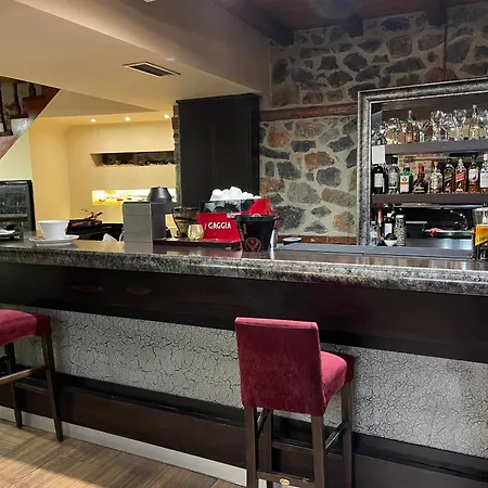 Gioras Hotel