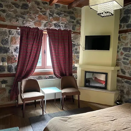 Gioras 2* Agios Athanasios (Pella)