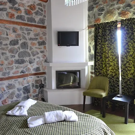 Gioras Hotel