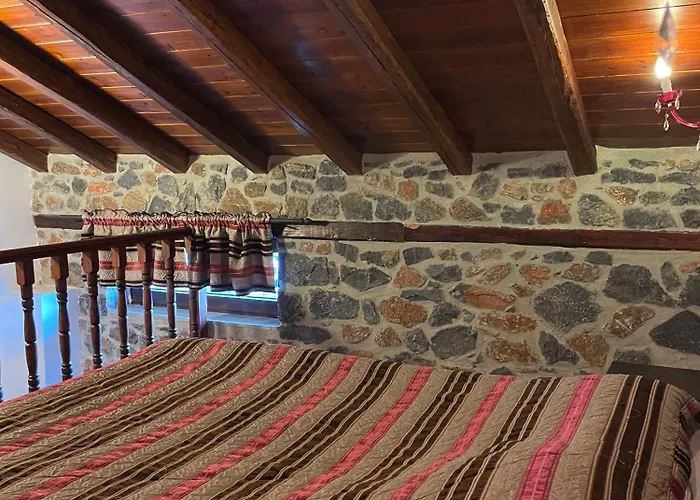 Gioras 2* Agios Athanasios (Pella)