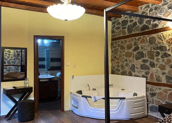 Gioras Hotel
