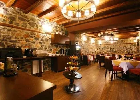Gioras Hotel